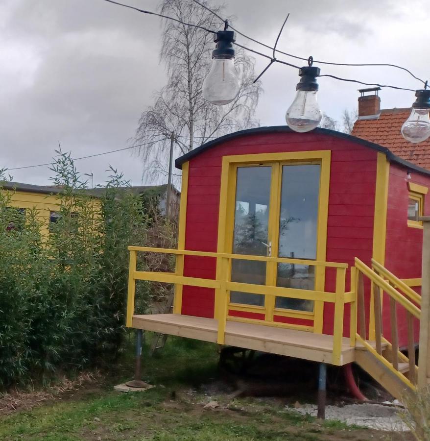 Winnezeele Roulotte Et Sauna De Tonton Bouvy Au Domaine Du Reuze מראה חיצוני תמונה
